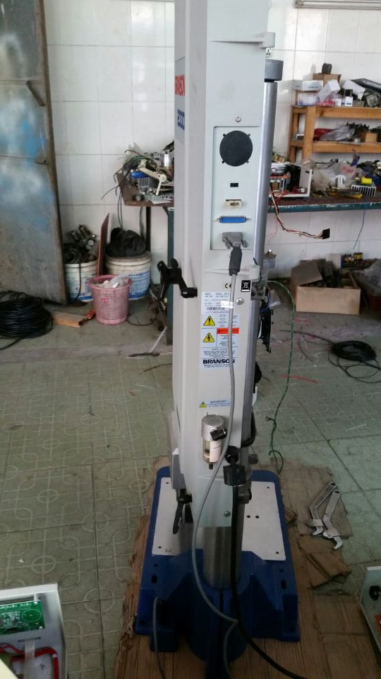 Branson Ultrasonic Welding Machine 2000iw Series
