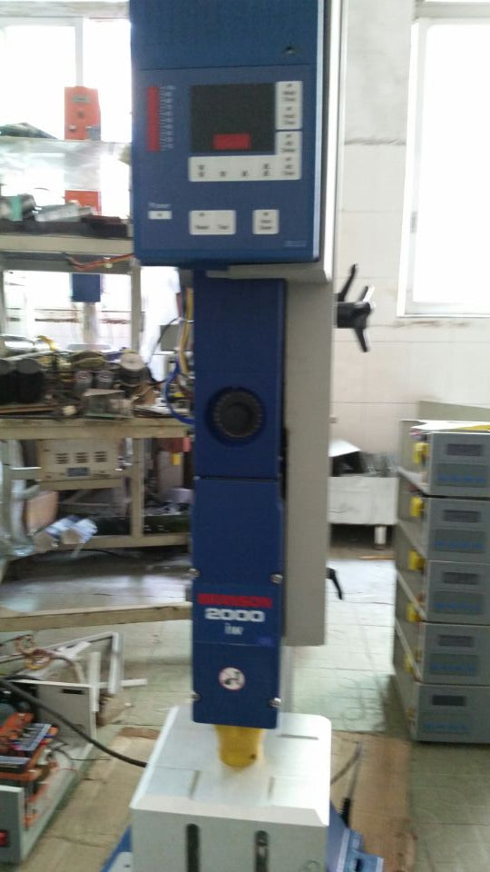 Branson Ultrasonic Welding Machine 2000iw Series